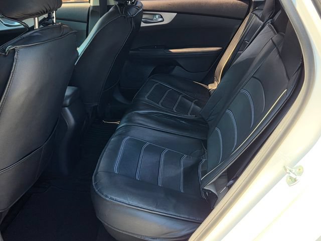 Used 2023 Kia Forte LXS w/ LXS Technology Package FWD image 11