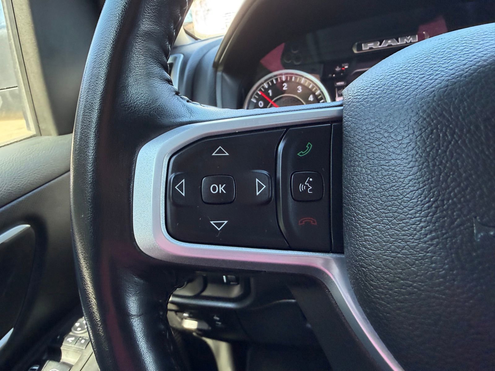 Used 2022 RAM 1500 Big Horn AWD/4WD image 14