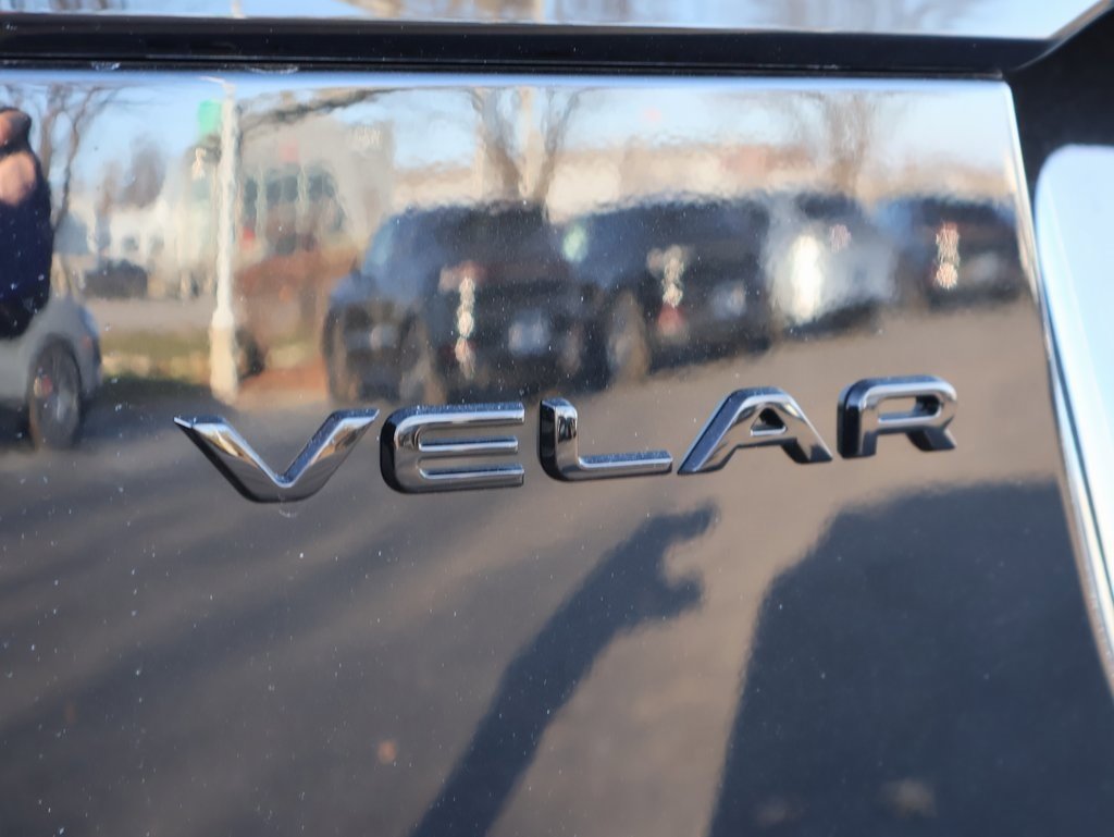 New 2026 Land Rover Range Rover Velar Dynamic SE image 8
