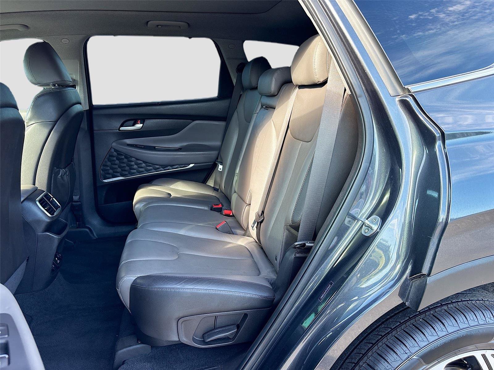 Used 2020 Hyundai Santa Fe Limited FWD image 26