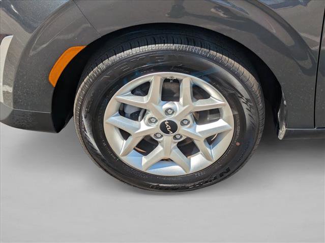 Used 2025 Kia Soul LX w/ LX Technology Package image 21