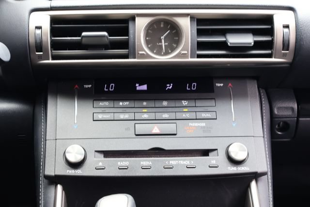 Used 2016 Lexus IS 200t RWD image 20