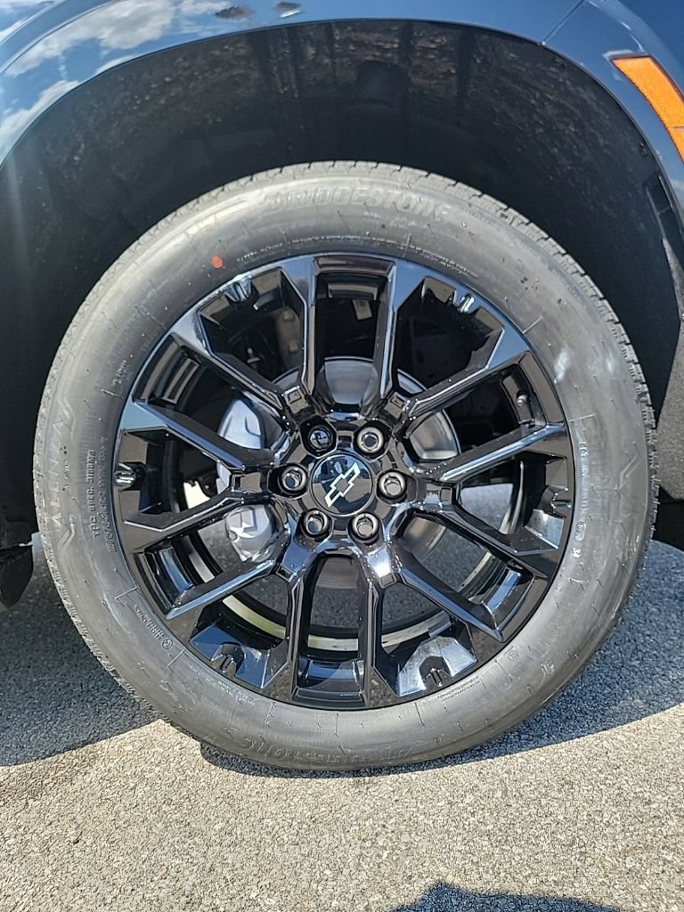 New 2026 Chevrolet Tahoe LS w/ LPO, Dark Essentials Package AWD/4WD image 21