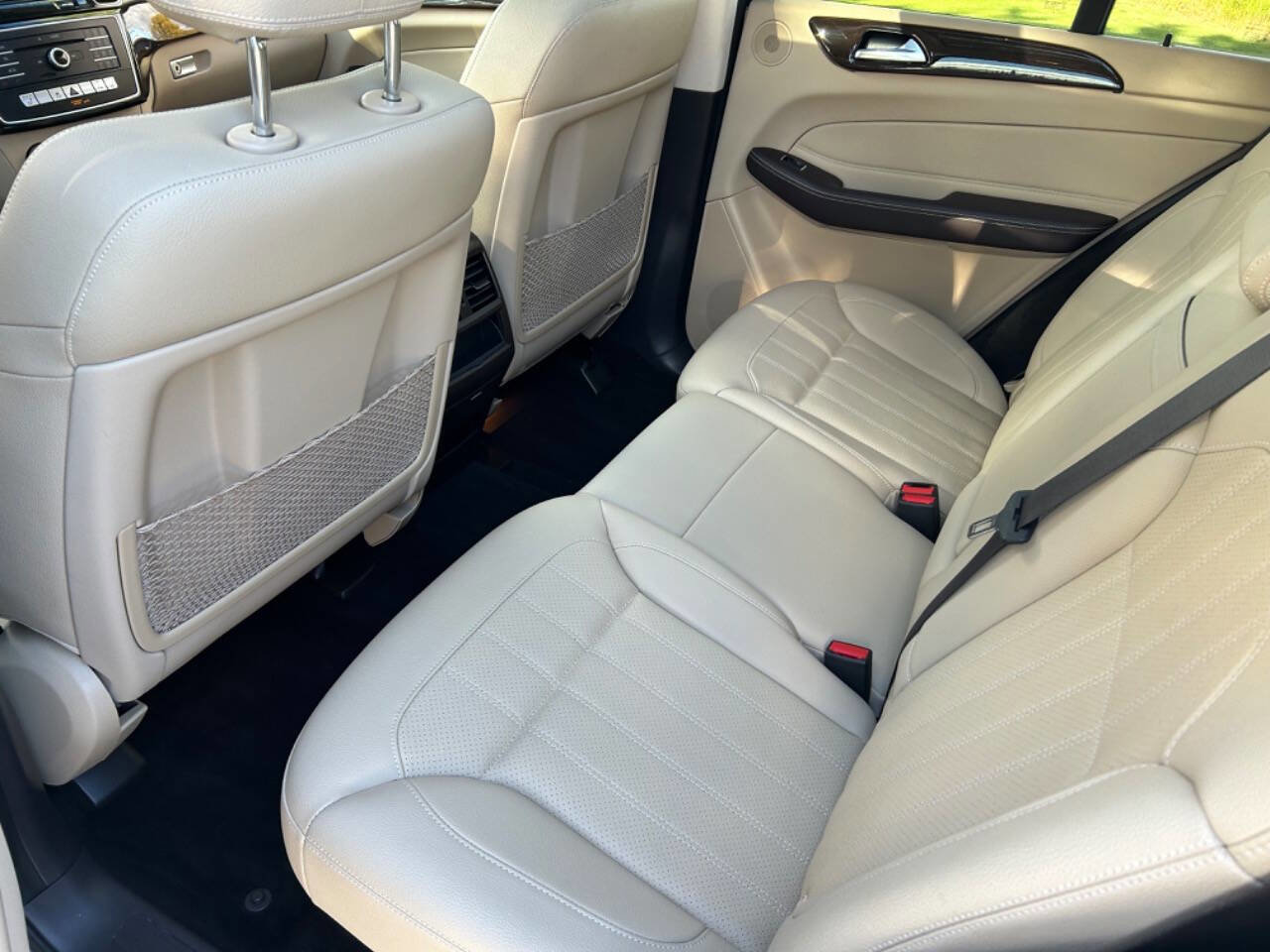 Used 2016 Mercedes-Benz GLE 350 4MATIC w/ Premium Package image 35