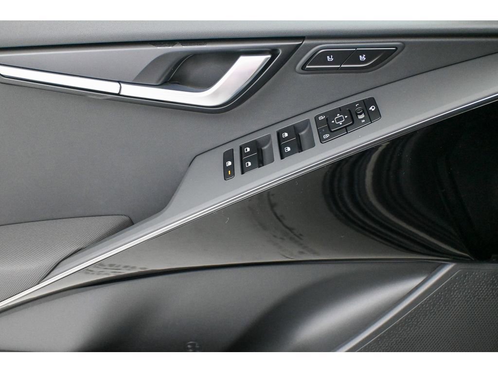 New 2025 Kia Niro Wave w/ Wave Preserve Package image 14