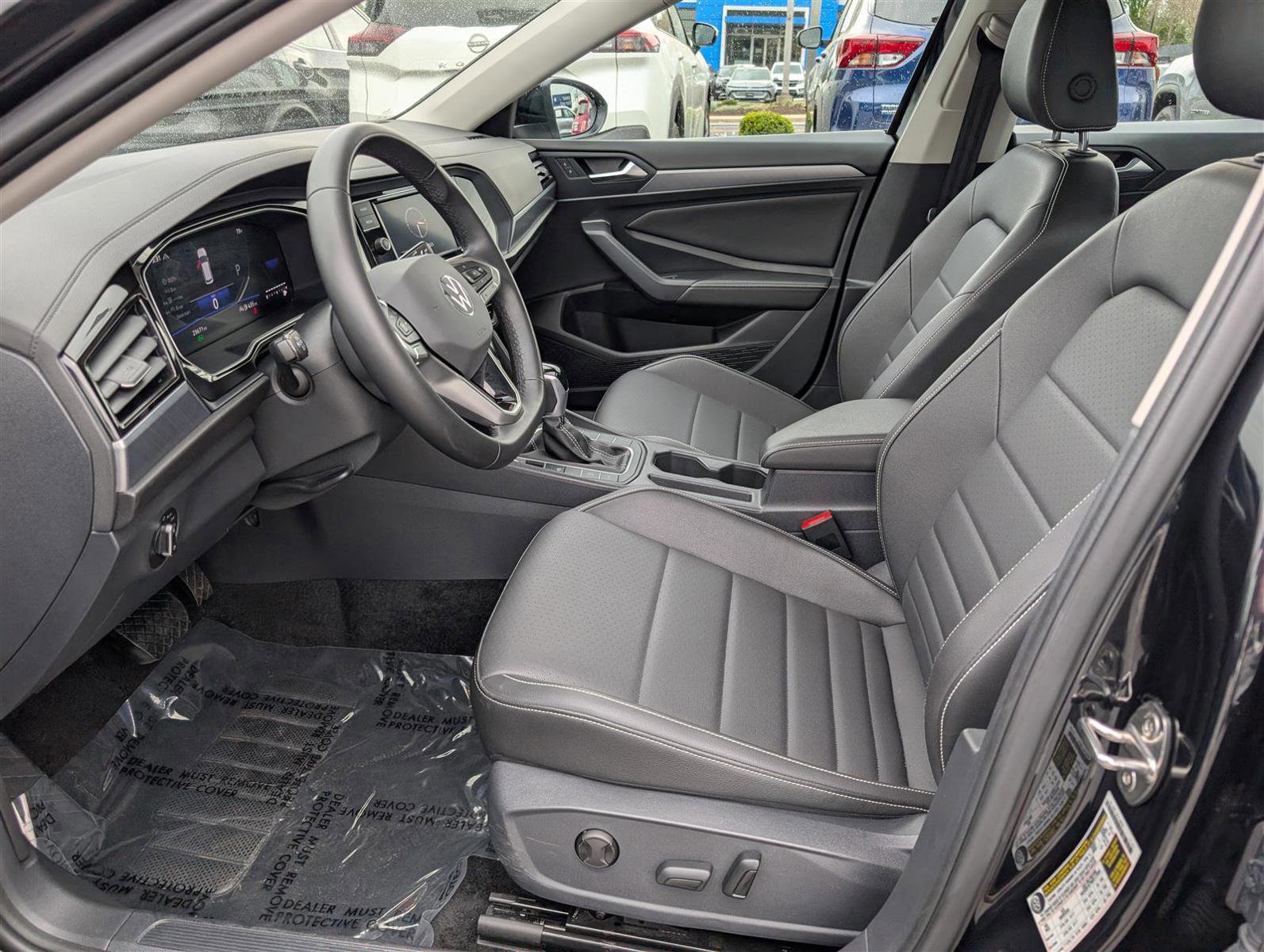 Used 2024 Volkswagen Jetta SE image 15