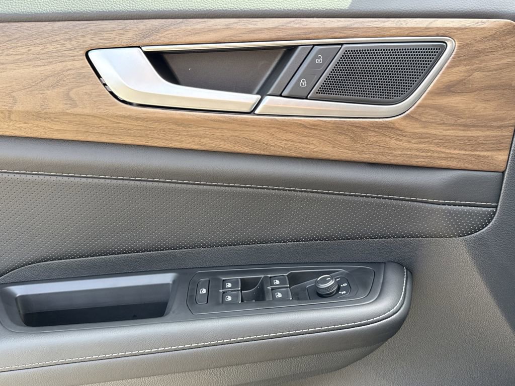 New 2026 Volkswagen Atlas SE image 27
