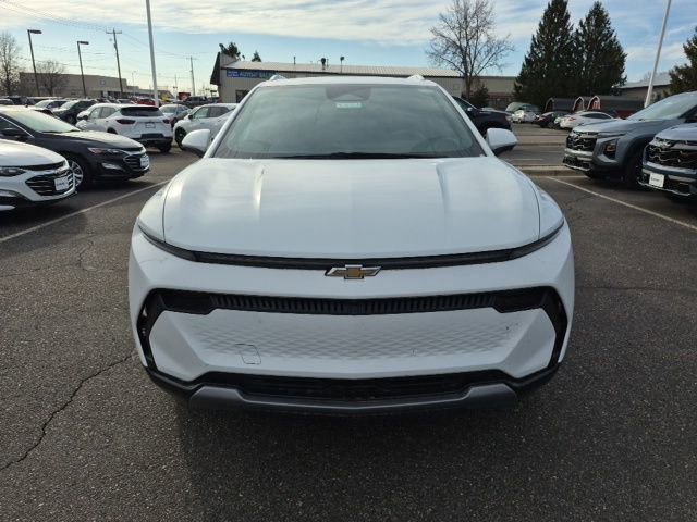 Used 2025 Chevrolet Equinox EV LT w/ Convenience Package image 3