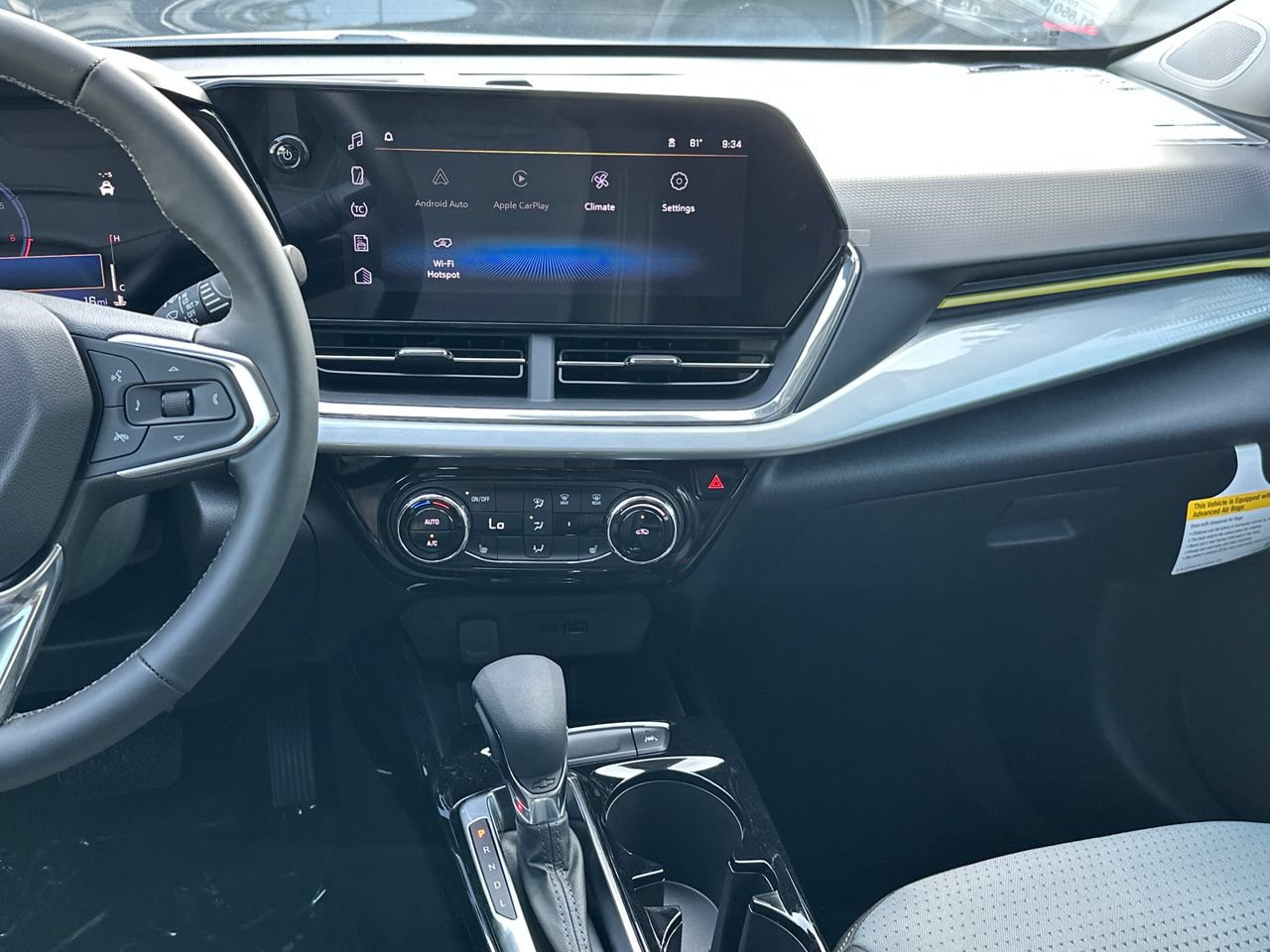 New 2026 Chevrolet Trax LT w/ LT Convenience Package FWD image 18