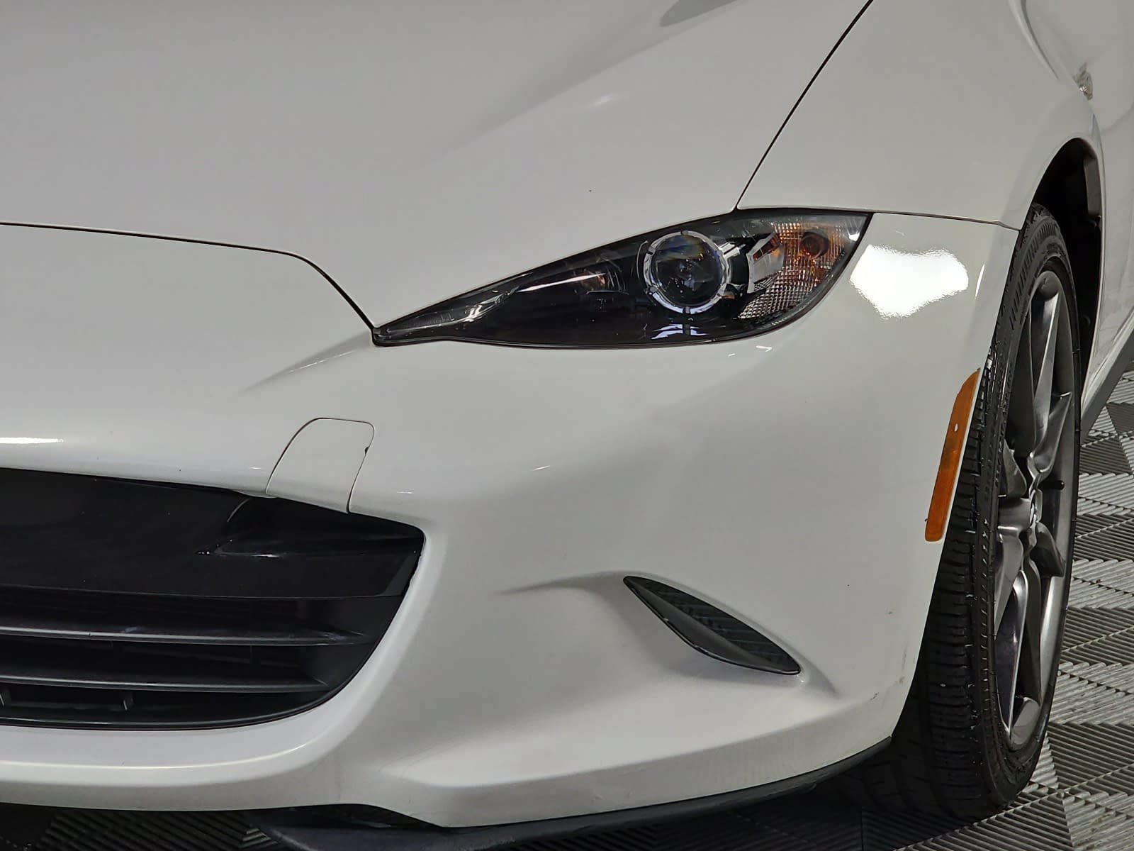 Used 2016 MAZDA MX-5 Miata Grand Touring RWD image 26