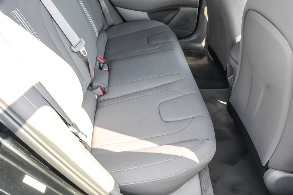 Certified 2024 Hyundai Elantra SEL FWD image 34