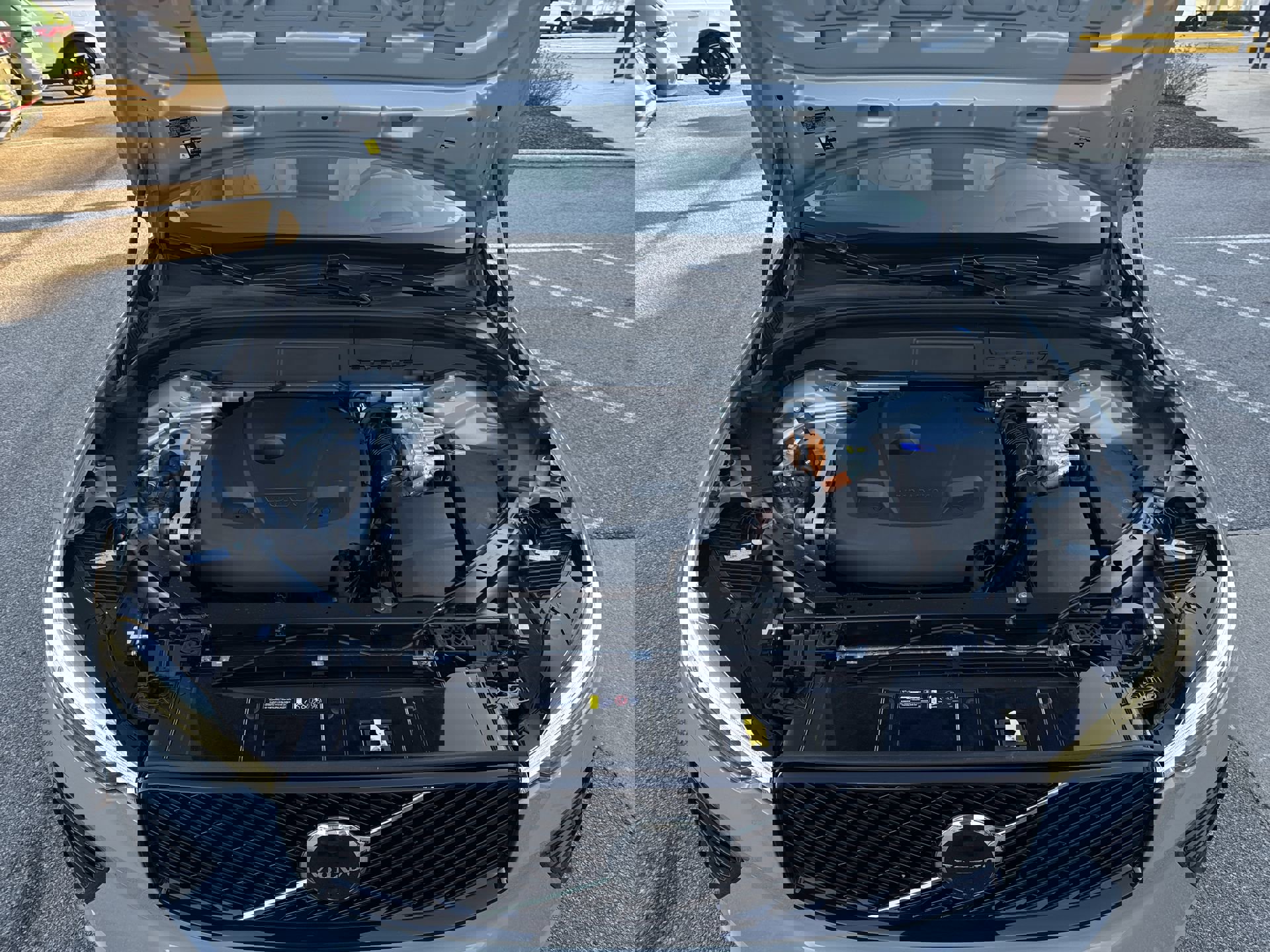 New 2026 Volvo XC60 T8 Ultra w/ Protection Package Premier image 31