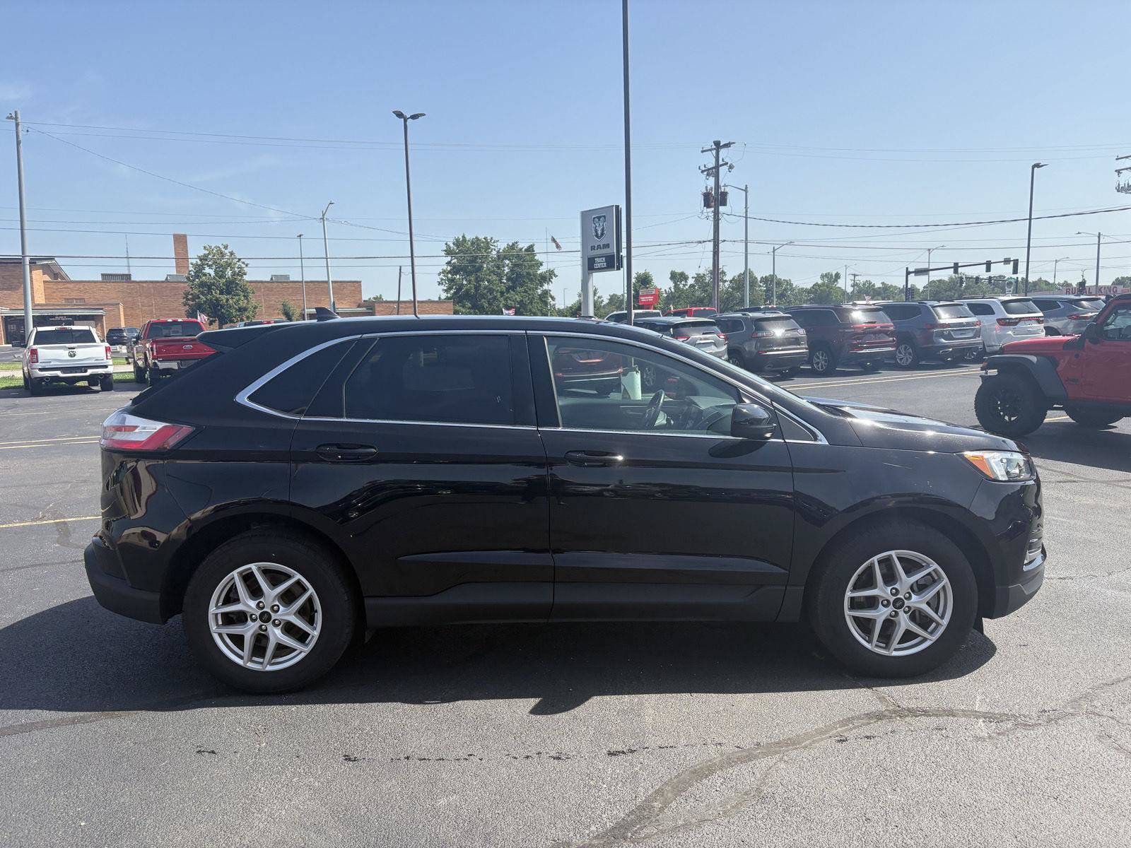 Used 2023 Ford Edge SEL w/ Convenience Package AWD/4WD image 27
