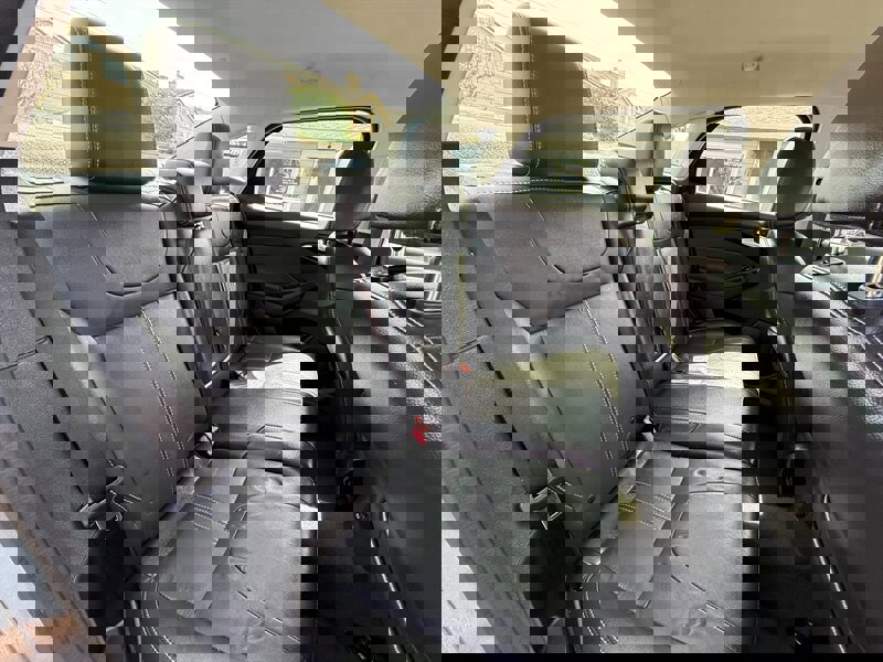 Used 2013 Ford Focus SE image 22