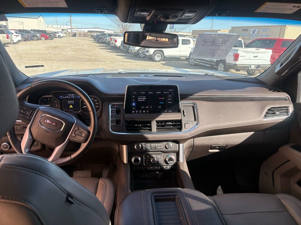 Used 2021 GMC Yukon SLT w/ SLT Luxury Package image 12