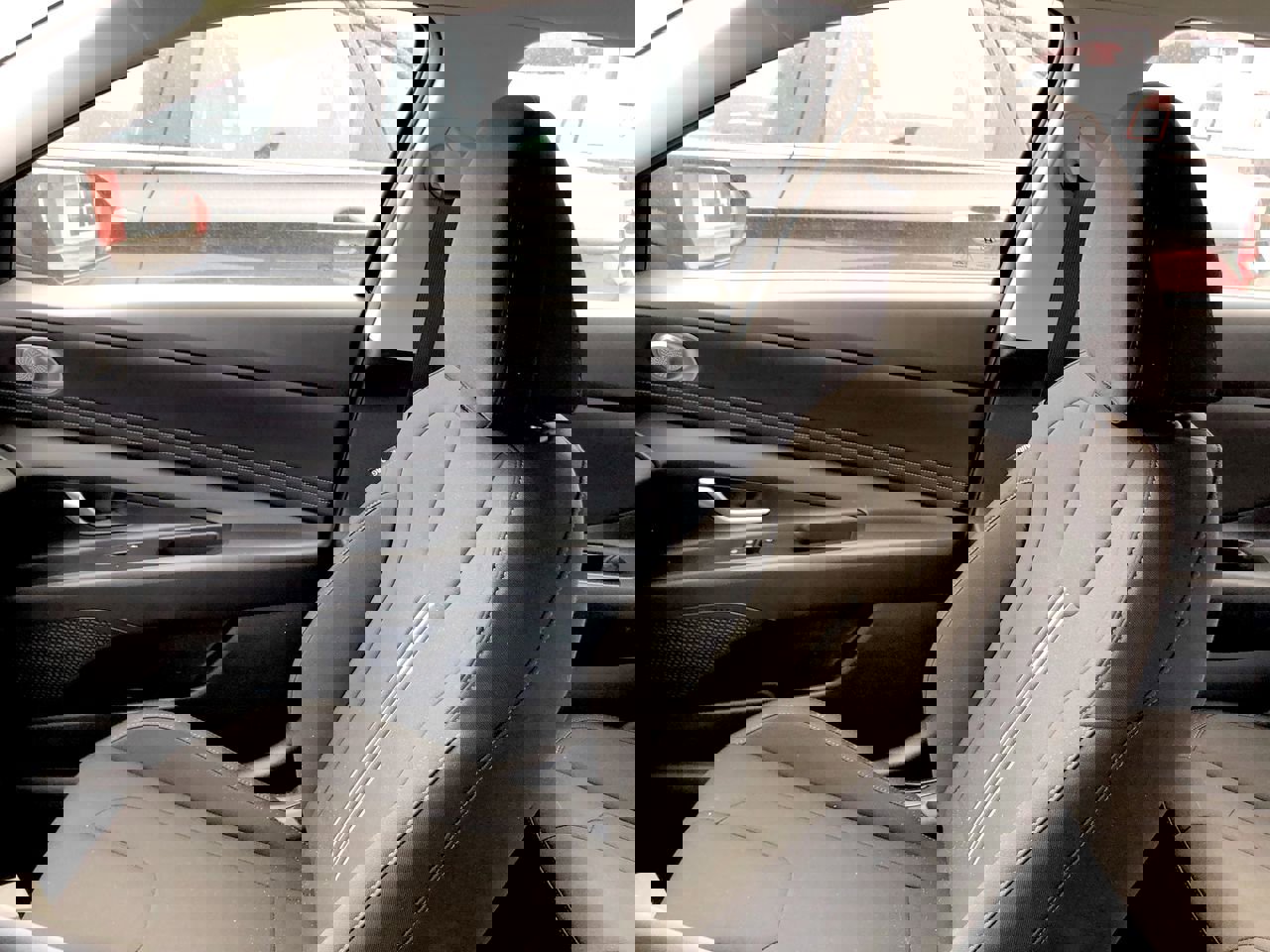 Used 2023 Hyundai Elantra SEL w/ Convenience Package image 22