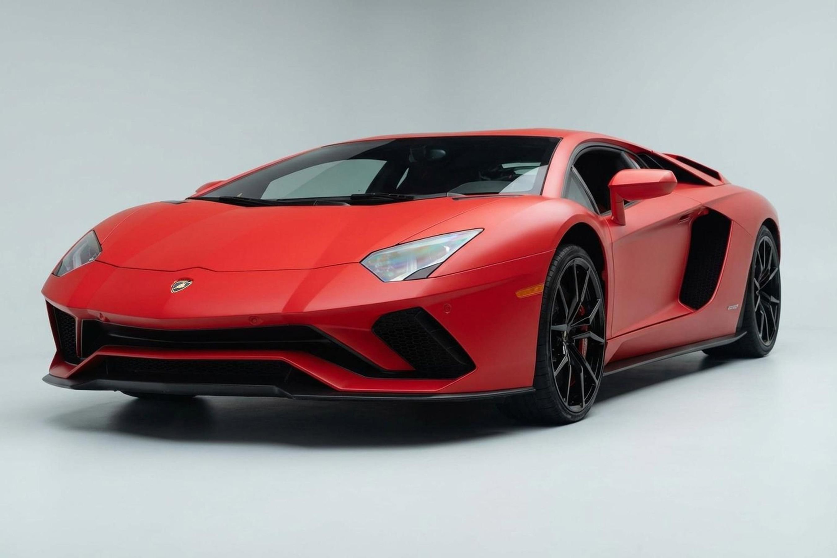 Used 2019 Lamborghini Aventador S AWD/4WD image 11