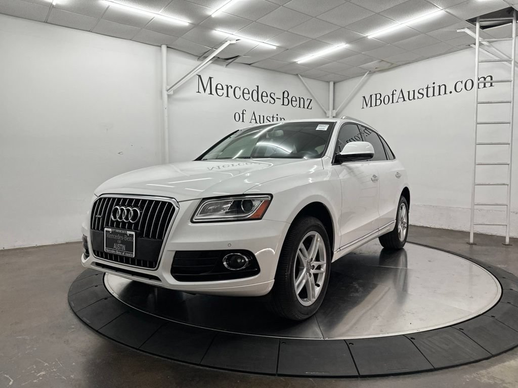 Used 2017 Audi Q5 2.0T Premium Plus w/ Technology Package AWD/4WD image 3