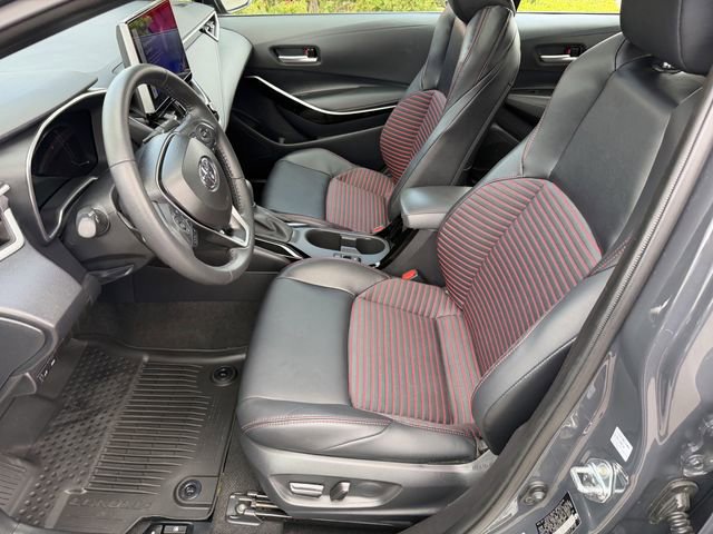 Used 2022 Cadillac XT4 Premium Luxury w/ Safety Alert Package AWD/4WD image 22