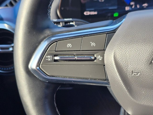 Used 2024 Chevrolet Equinox EV LT AWD/4WD image 32
