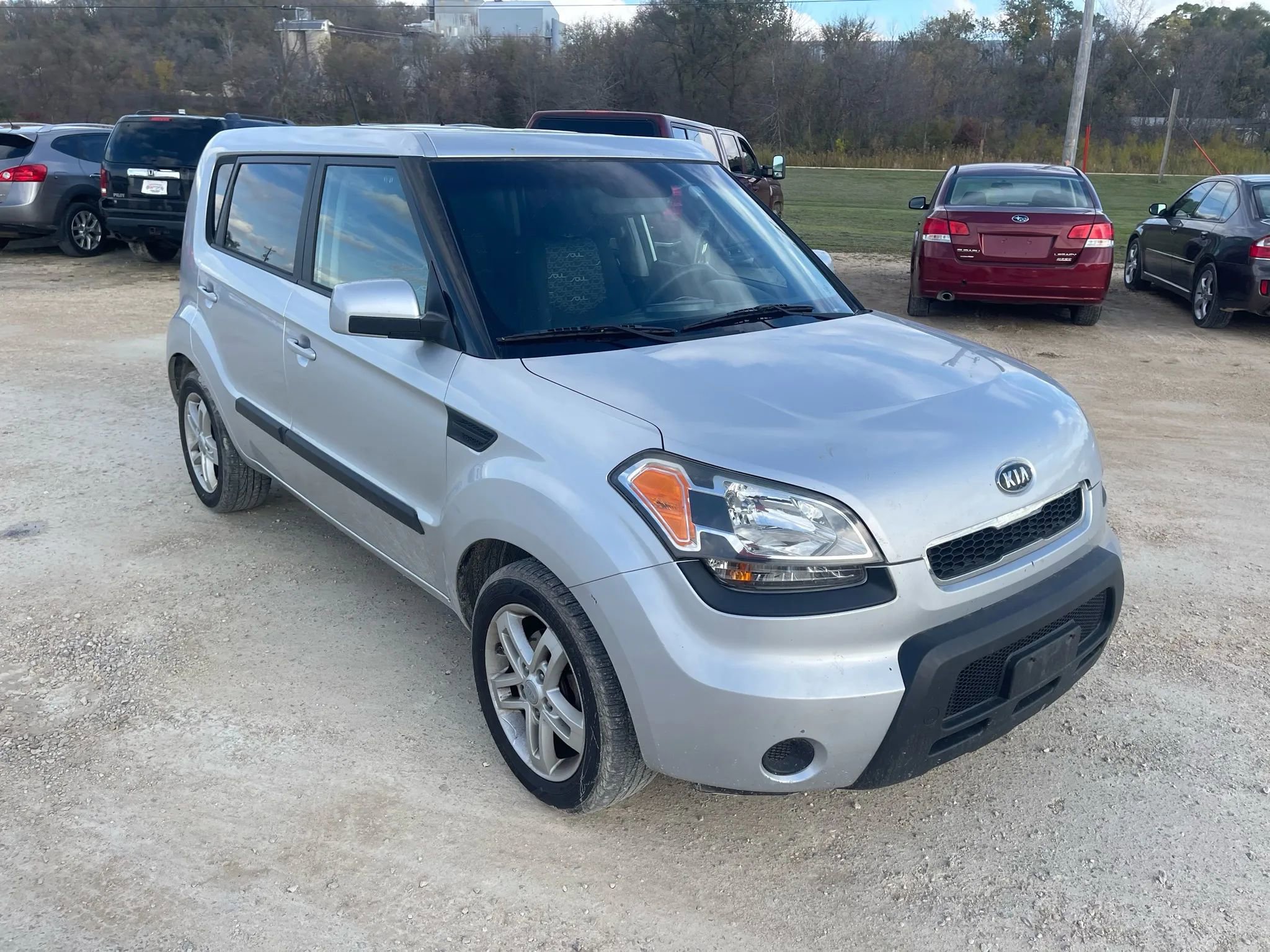 Used 2011 Kia Soul + image 6