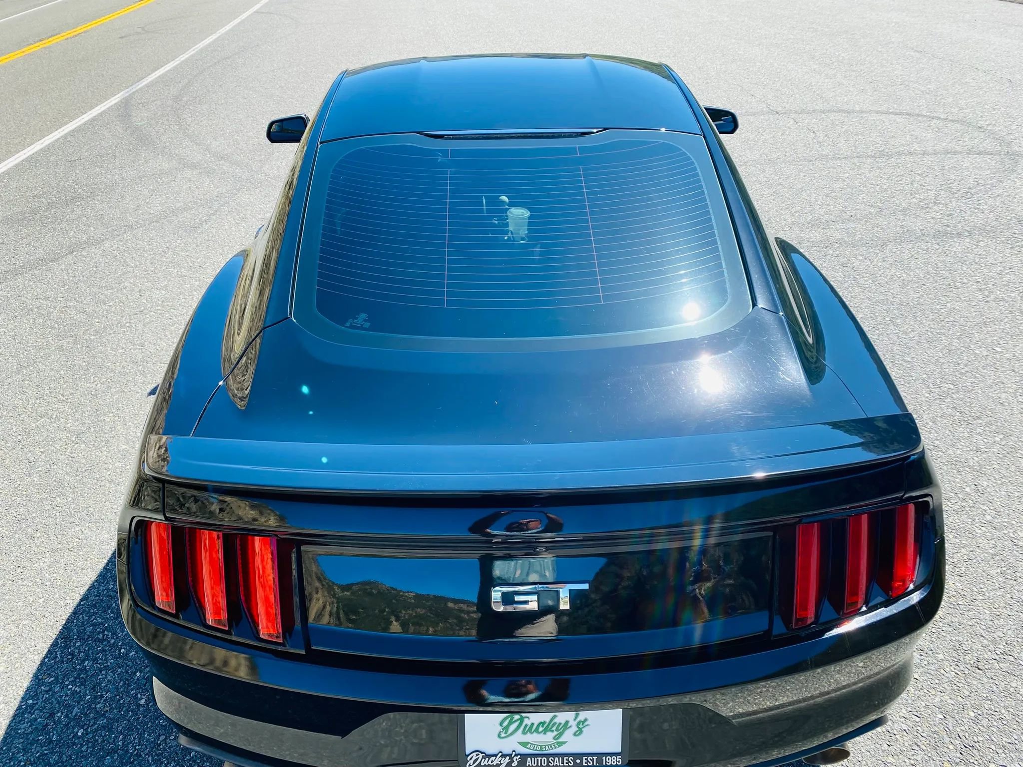Used 2016 Ford Mustang GT RWD image 9
