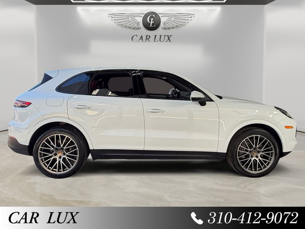 Used 2022 Porsche Cayenne Platinum Edition AWD/4WD image 6