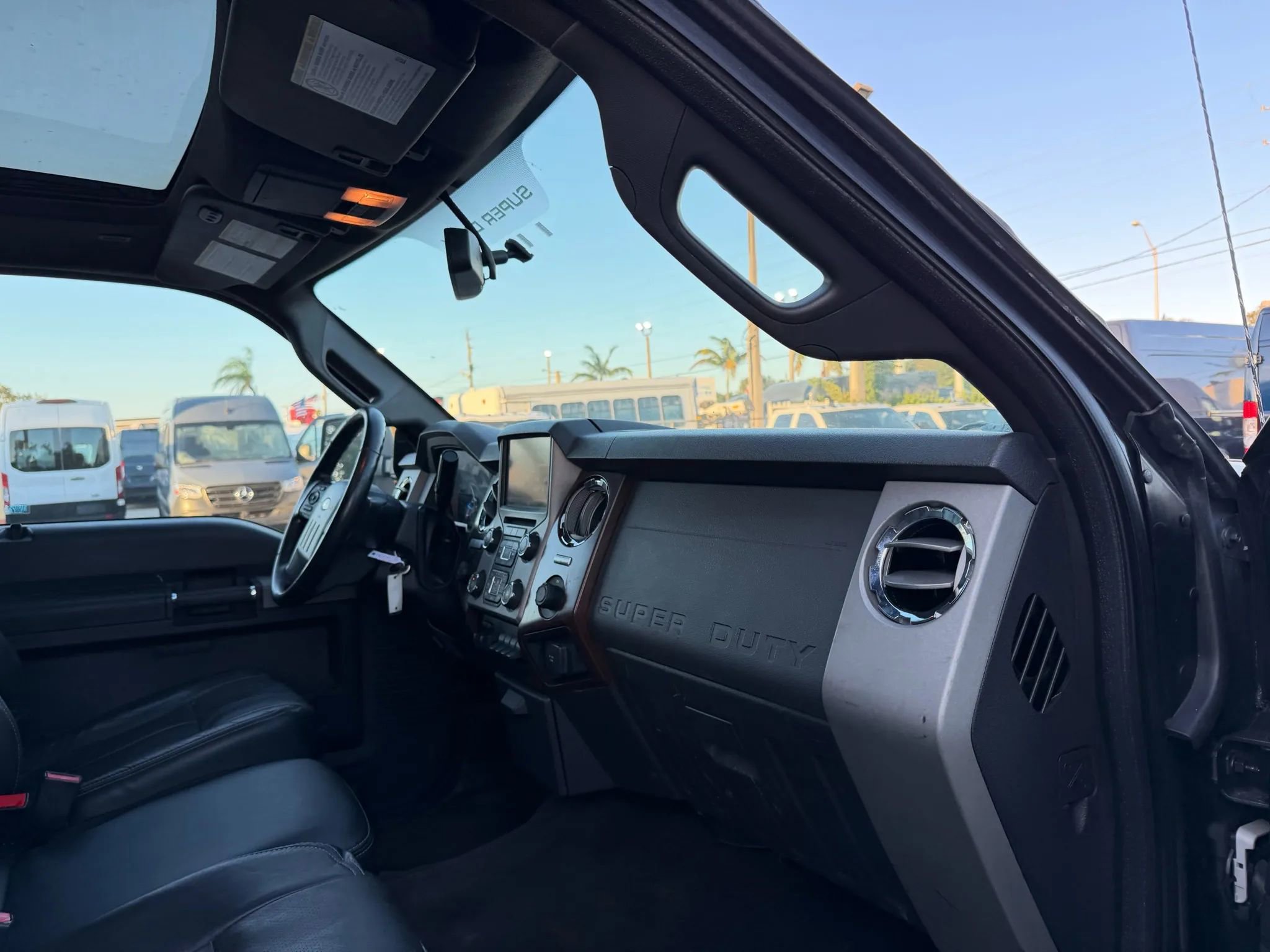 Used 2015 Ford F350 Lariat w/ Lariat Ultimate Package image 17