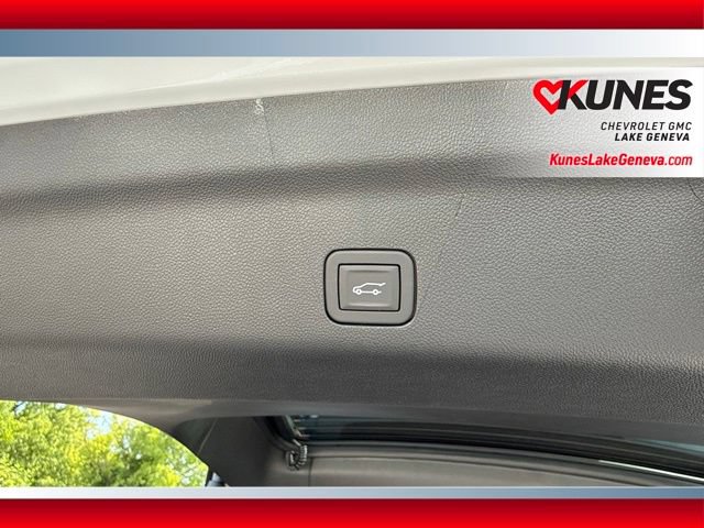 New 2026 Chevrolet Suburban High Country w/ Sun And Tow Package AWD/4WD image 28