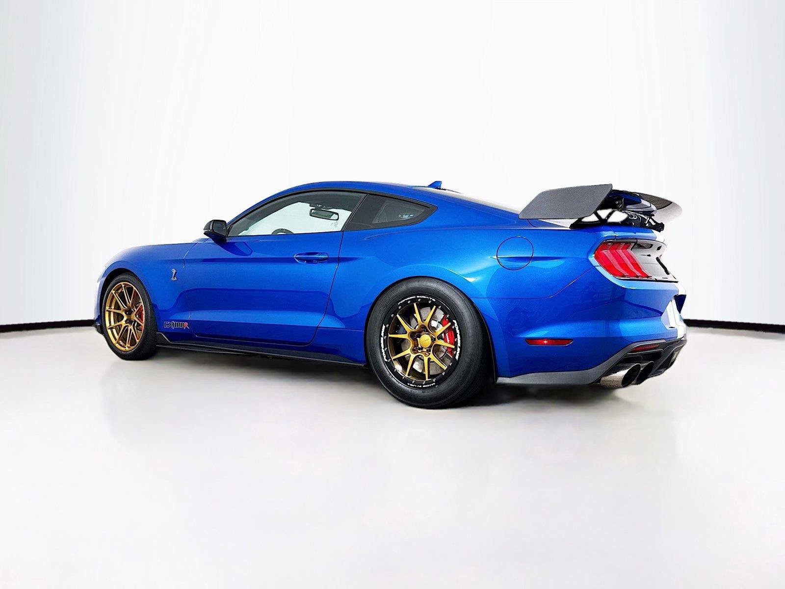 Used 2020 Ford Mustang Shelby GT500 w/ Carbon Fiber Track Pack RWD image 27
