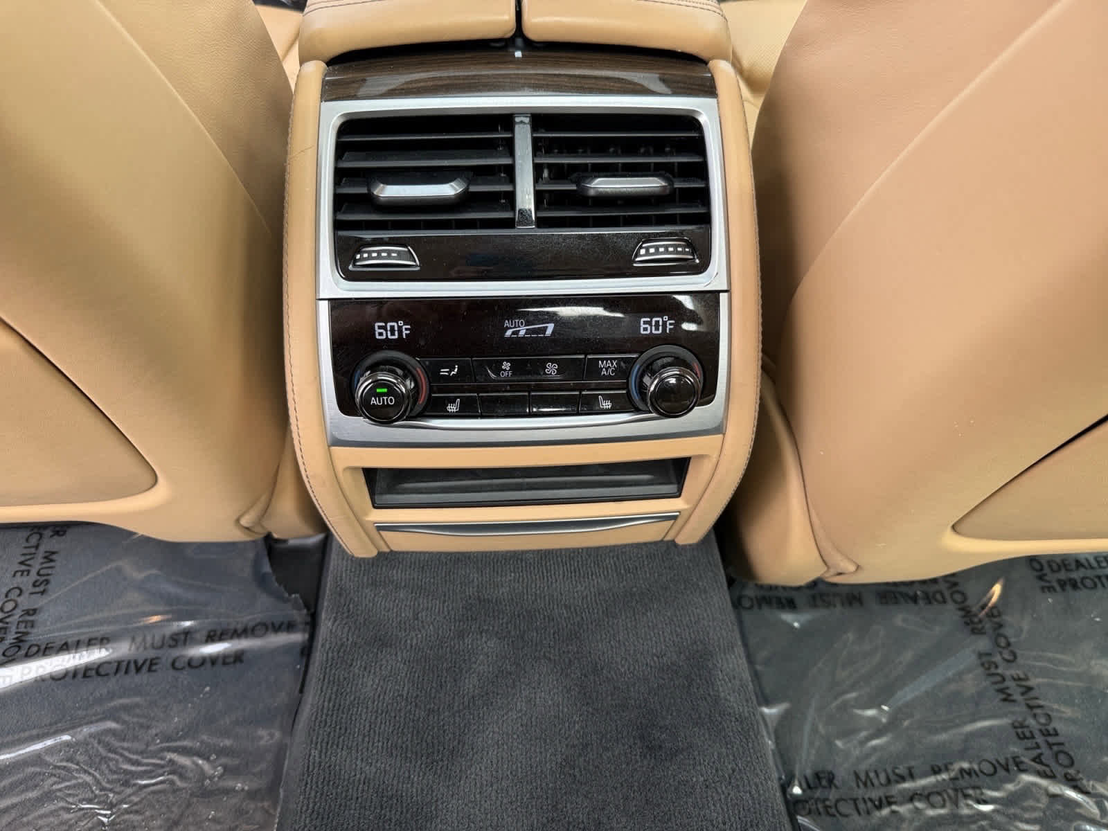 Used 2018 BMW 750i xDrive image 27