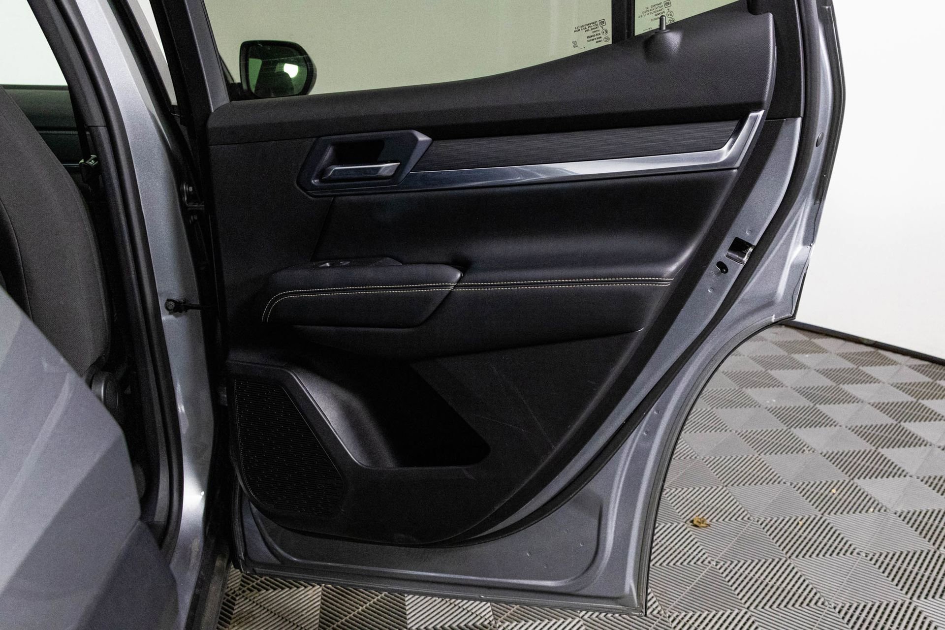Certified 2025 GMC Terrain Elevation image 36
