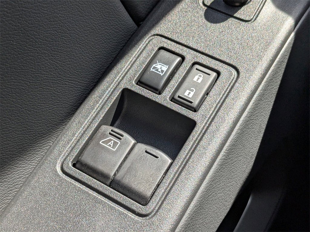 New 2025 Nissan Frontier SV image 23