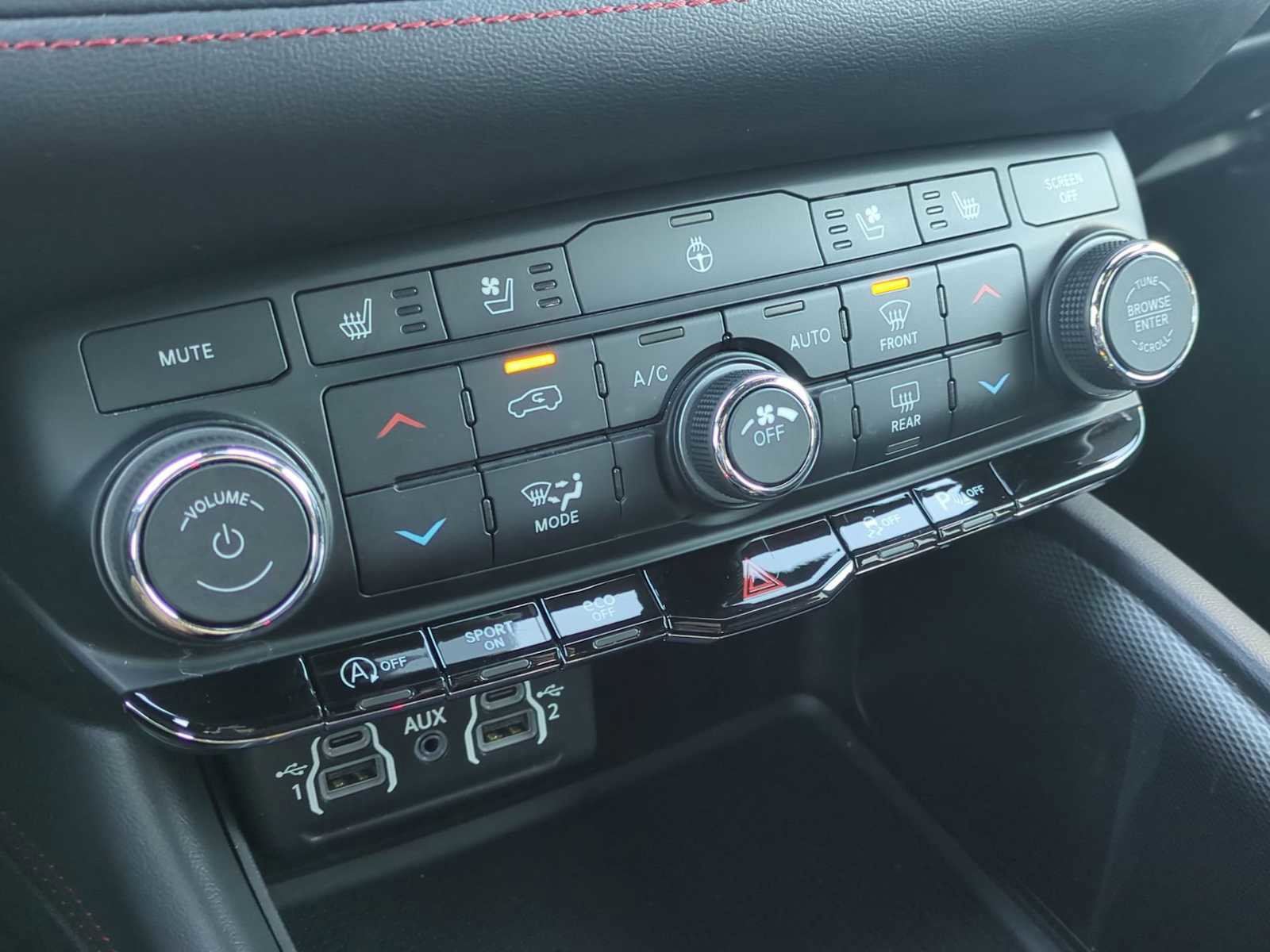 Used 2024 Dodge Durango GT image 18