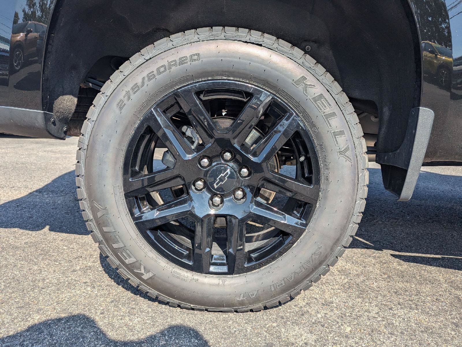 Used 2023 Chevrolet Silverado 1500 RST AWD/4WD image 12