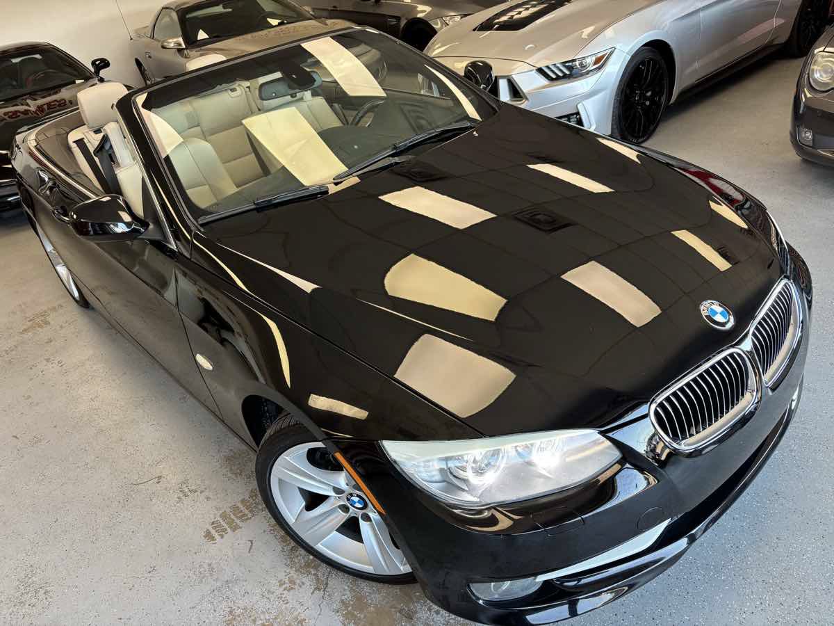 Used 2011 BMW 328i Convertible RWD image 21