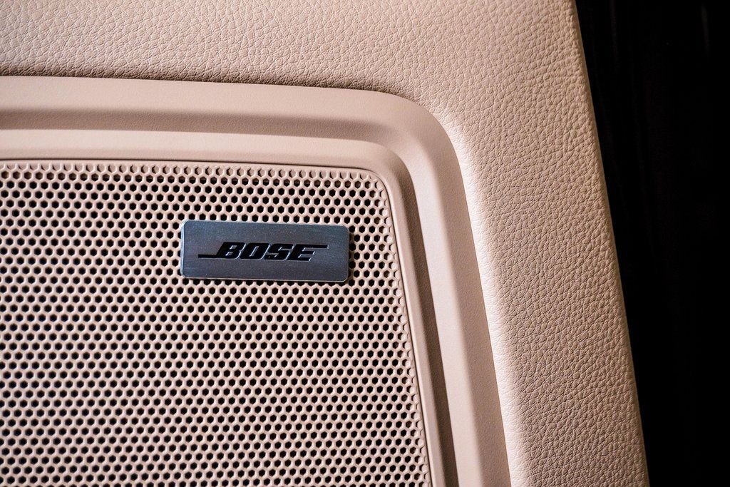 Certified 2025 Porsche Macan image 27