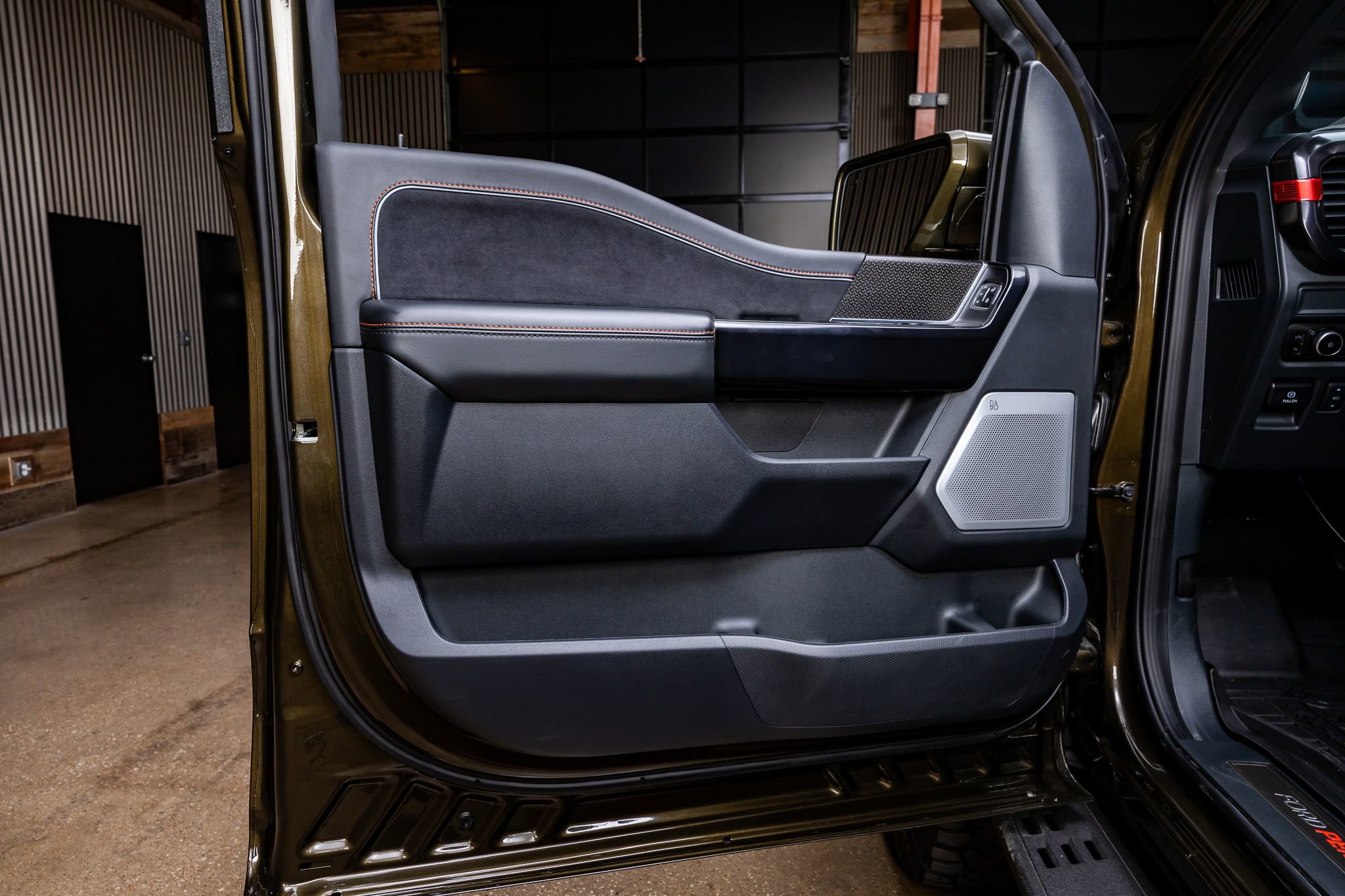 Used 2025 Ford F150 Raptor w/ Equipment Group 803A Raptor R image 36