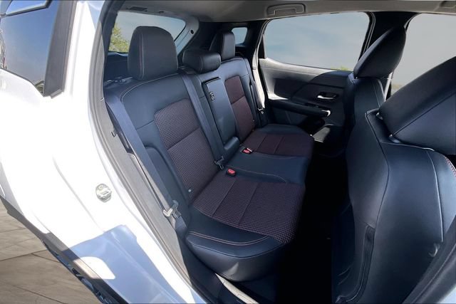 New 2026 Nissan Kicks SR FWD image 10