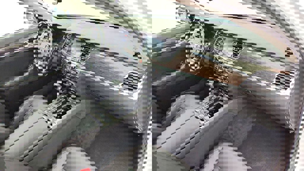 Used 2018 Genesis G80 3.8 w/ Option Group 02 image 26