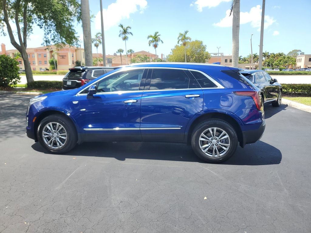 Certified 2023 Cadillac XT5 Premium Luxury image 2