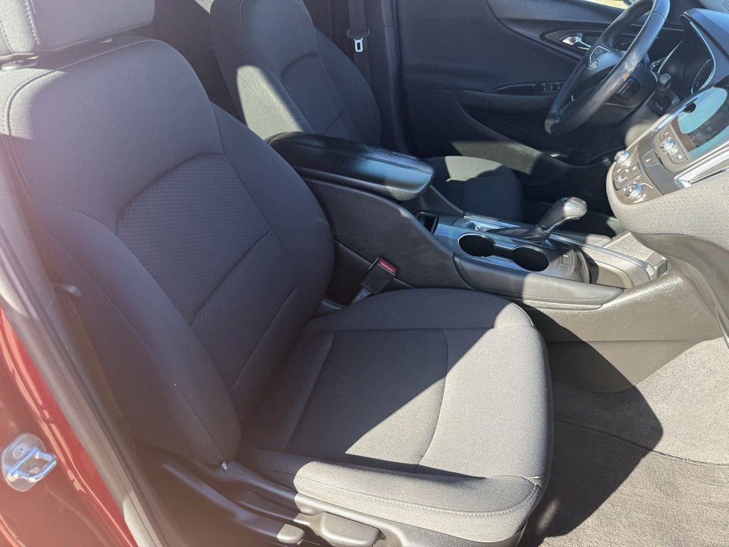 Used 2016 Chevrolet Malibu LT image 42