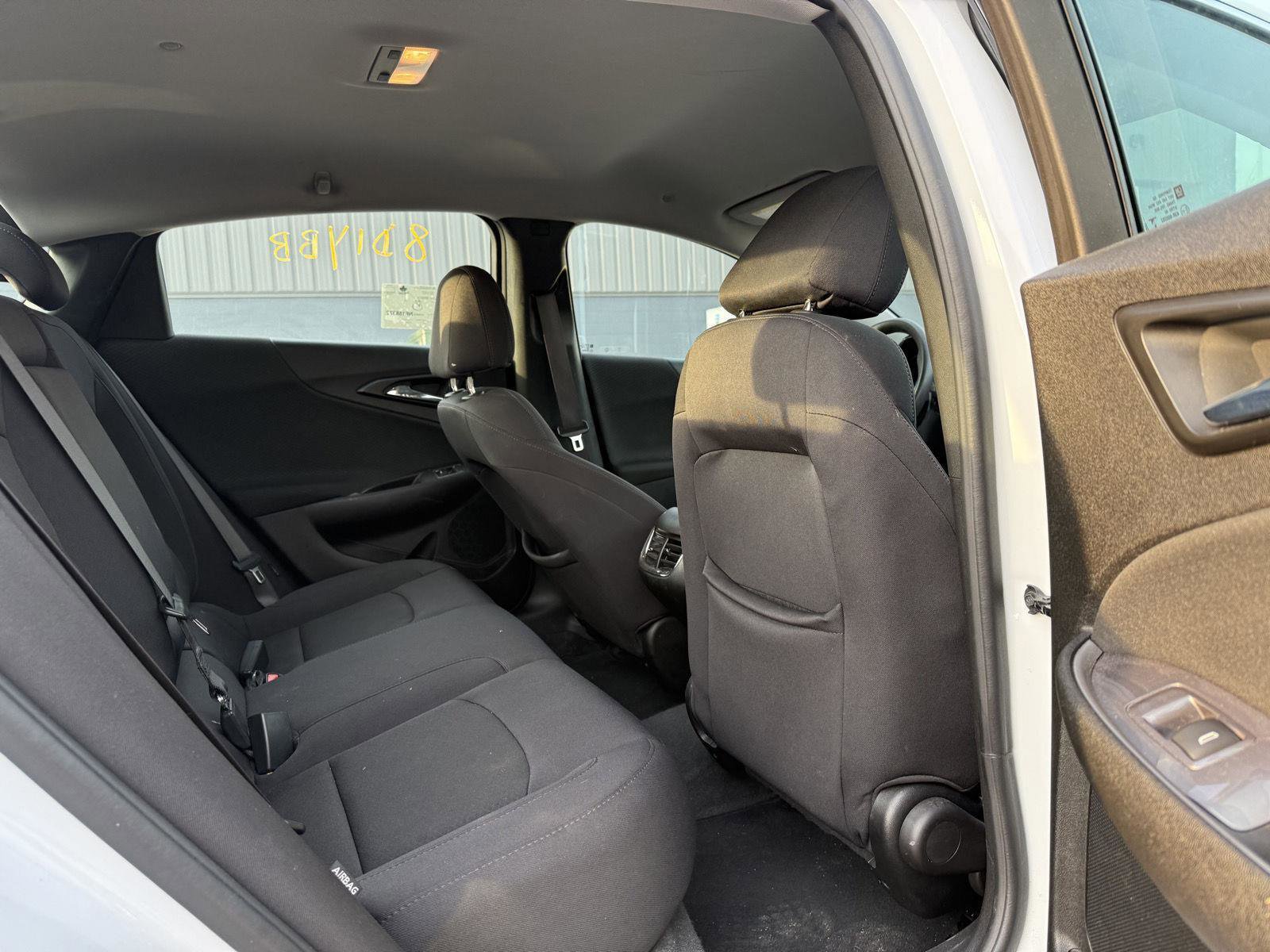 Used 2022 Chevrolet Malibu LT image 11