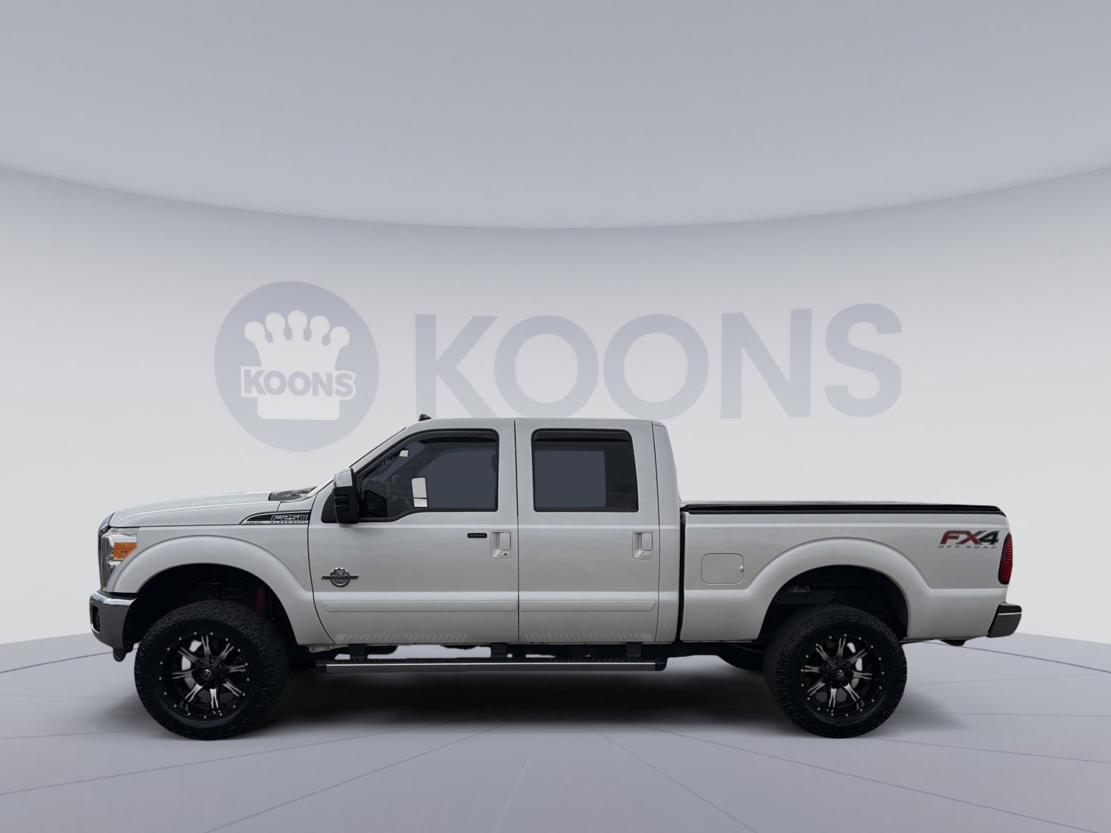 Used 2016 Ford F250 Lariat w/ Lariat Ultimate Package image 2