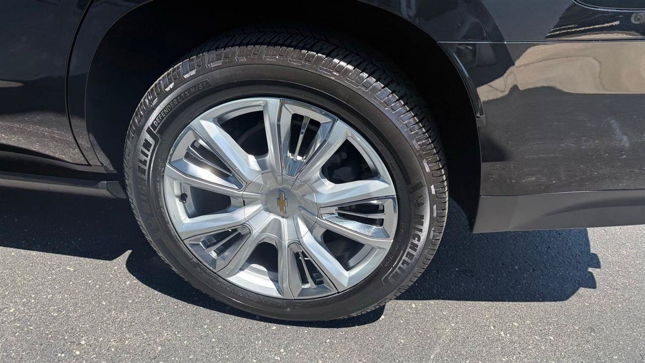 Used 2021 Chevrolet Tahoe High Country AWD/4WD image 17