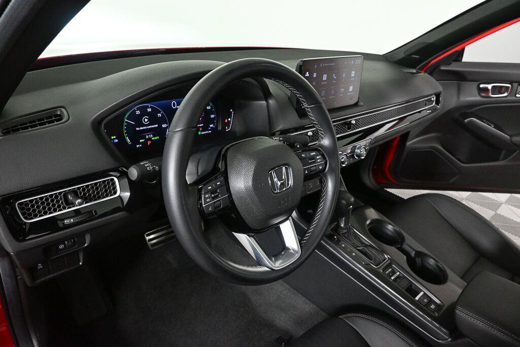 Used 2025 Honda Civic Sport Touring image 8