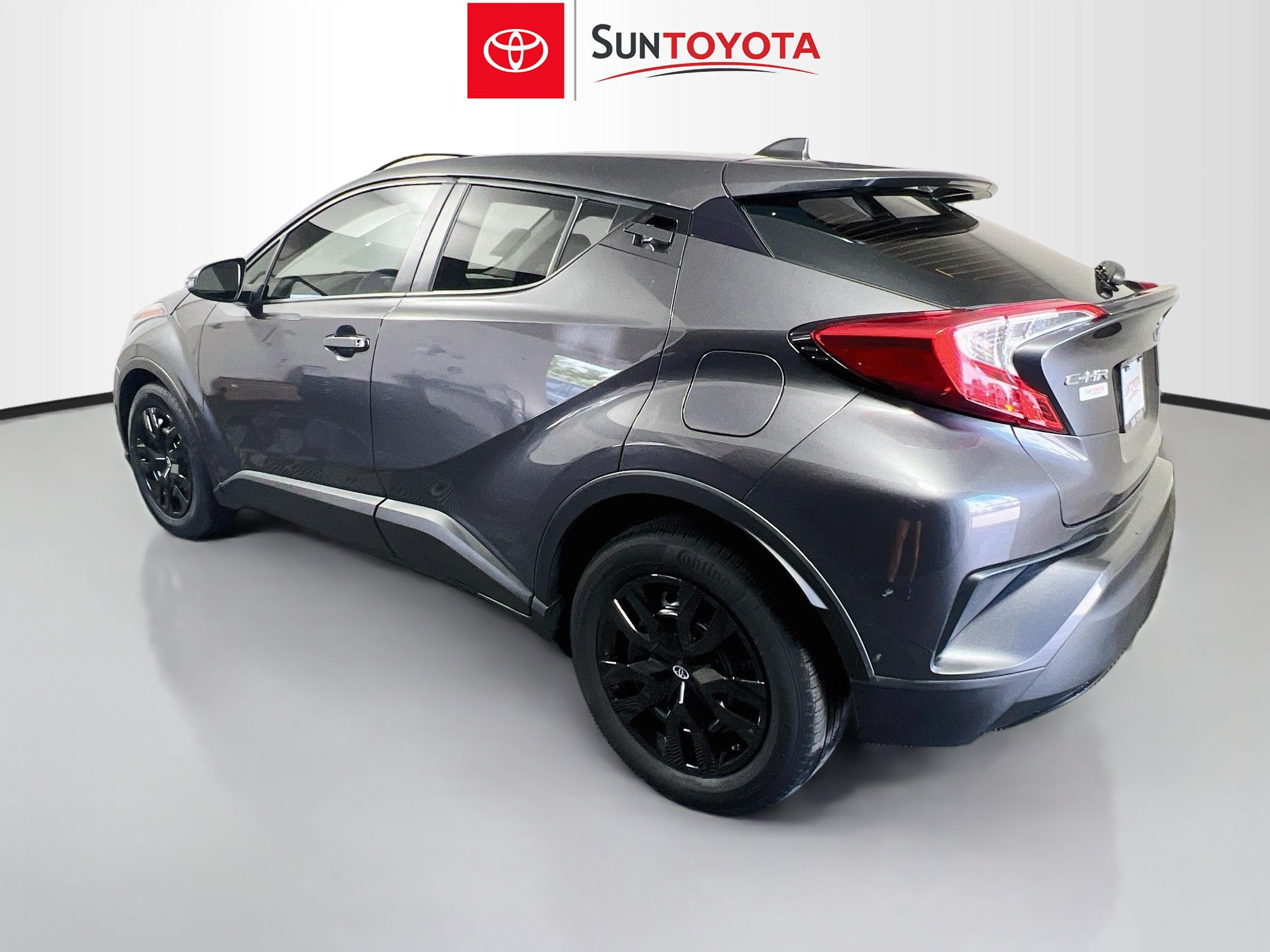 Used 2021 Toyota C-HR LE FWD image 6