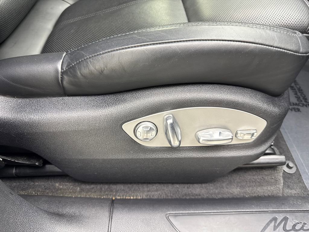 Used 2023 Porsche Macan image 46