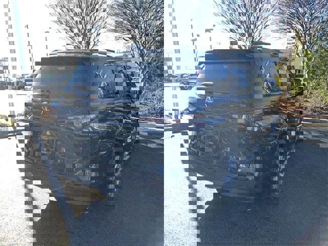 New 2026 Toyota Sienna XLE image 8