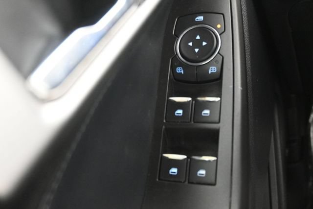 Used 2020 Ford Explorer XLT w/ Comfort Package AWD/4WD image 18